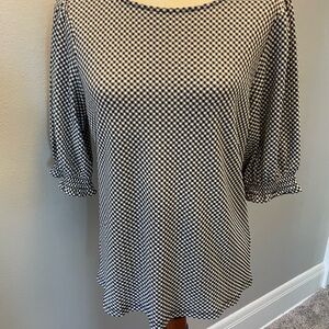 Ann Taylor Black and White Patterned Top